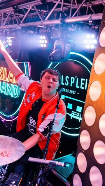 KLAPBAND! op Familiespektakel Blixembosch